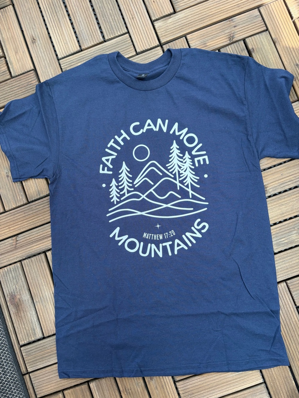 Faith Can Move Mountains Graphic T‑Shirt - Navy